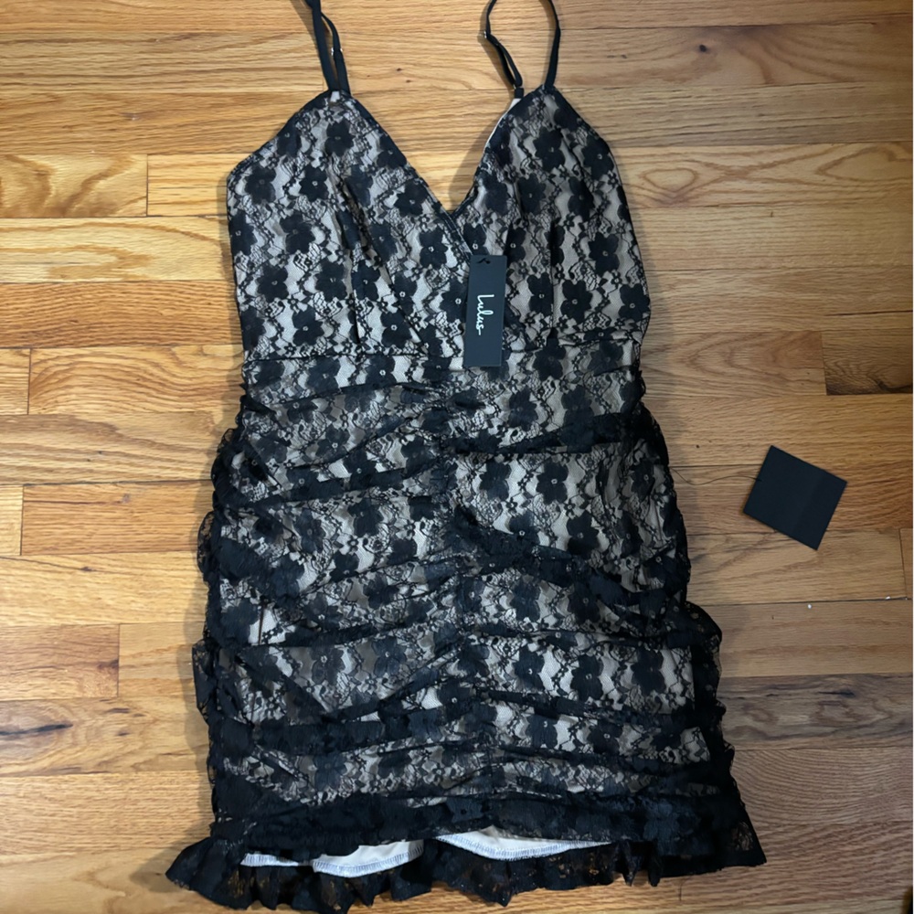 Lulus black short dress